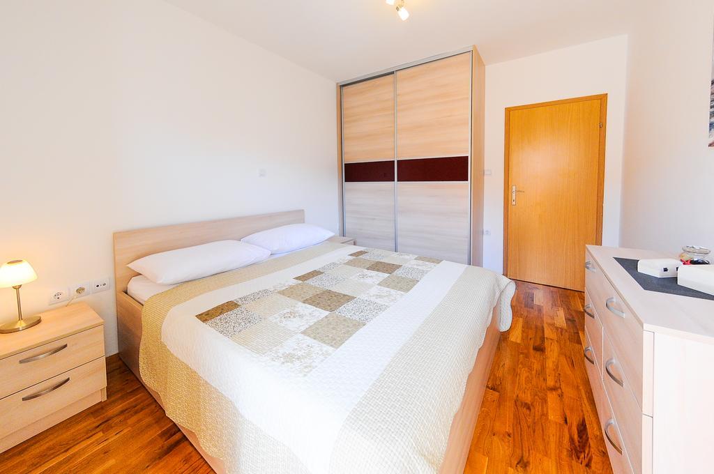Apartments Rajic Split Rum bild